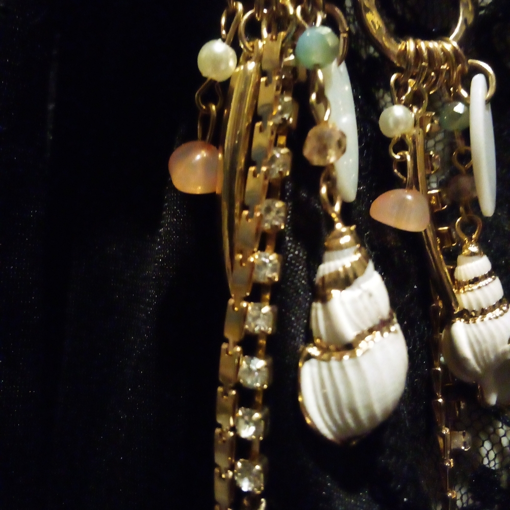 Beautiful Beach Inspired Seashell Dangle Earrings - image 6